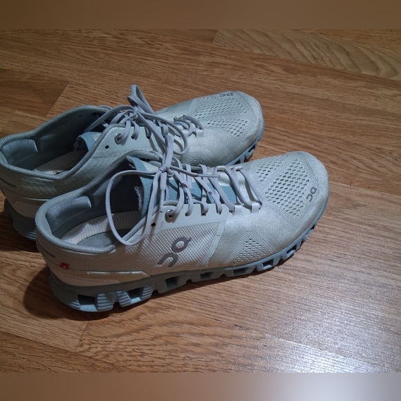 On Running Men\'s Light Blue Athletic Shoes Sz. 10 main image 6